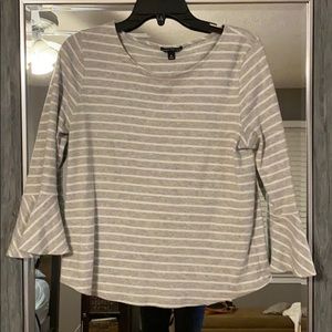 Mercantile gray stripe w/bell sleeves size M